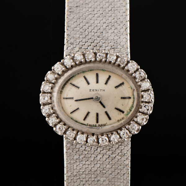 Zenith -Reloj de Dama en oro blanco de 18 kt orlado de brillantes.