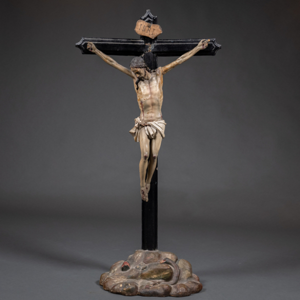 "Cristo Crucificado" Escultura en madera tallada y policromada. Finales del siglo XVIII