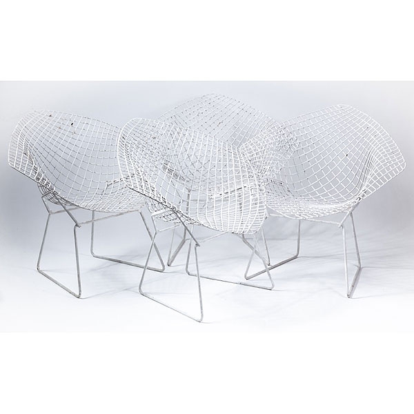 Sillas "Diamond Chair" de Harry Bertoia