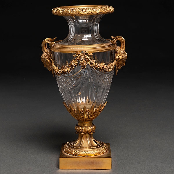 Copa francesa estilo Luís XVI realizada en cristal Baccarat