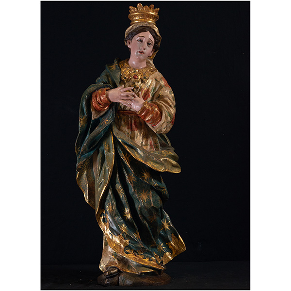 Gran Virgen Dolorosa en talla, trabajo colonial Novohispano de finales del siglo XVII.
