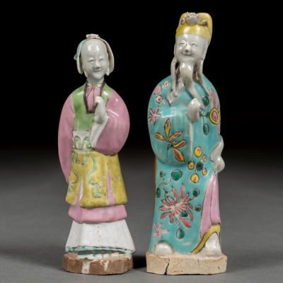Pareja de figuras en porcelana china familia rosa. Trabajo chino, Siglo XVIII