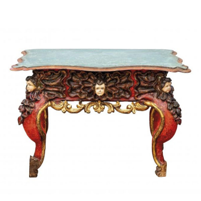 Gran mesa consola España, S. XVII - XVIII, realizada en madera tallada, policromada y con detalles en dorado.