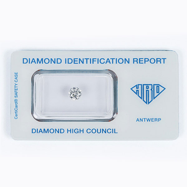 Diamante natural, talla brillante, 0.79 ct, de muy buenas características 