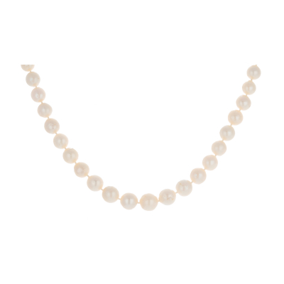 Collar de perlas cultivadas barrocas en degradé con cierre reasa marinera en oro.