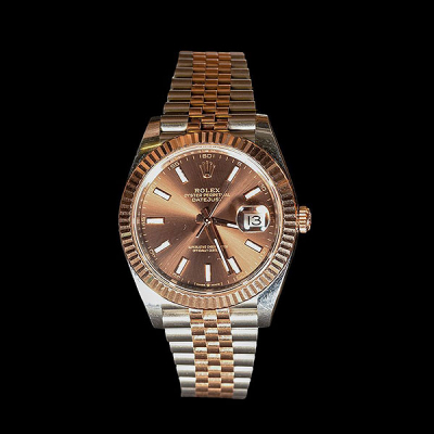 Distinguido Rolex Datejust Mixto 41mm en acero y Oro Rosa Everose de 18k modelo 126331 en Oro Rosa, año 2016.