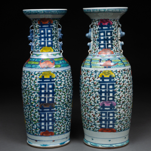 Pareja de jarrones en porcelana china azul y blanca. Trabajo Chino, Siglo XIX