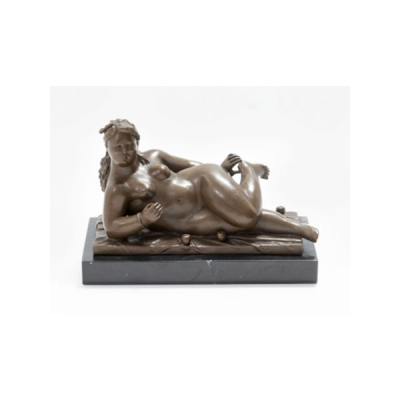 ESCUELA ESPAÑOLA   (S. XX)  &quot;Paulina Borguese&quot;  Bronce  