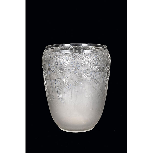 Rene Lalique. Vaso Garcetas Circa 1930