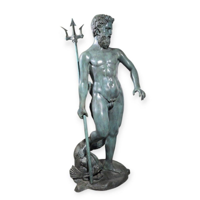 "Neptuno".  Estatua monumental de bronce de 170 cm. de alto, con acabado patinado.