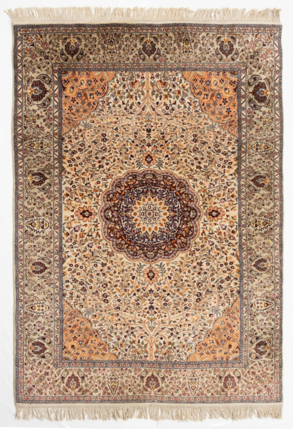 Alfombra persa con decoración de medallón central, vegetal, Época: S. XX