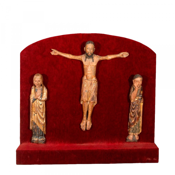 "Calvario con la Virgen y San Juan" talla de la Escuela Medieval Espa&ntilde;ola del siglo XIV.  