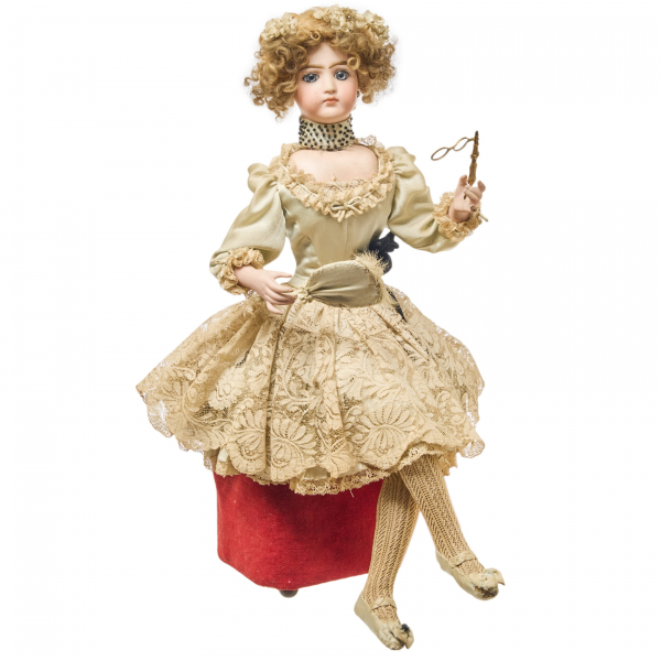 Manufactura Leopold Lambert (Francia, 1886) Aut&oacute;mata con representaci&oacute;n de mu&ntilde;eca en porcelana con pay pay y bin&oacute;culos.