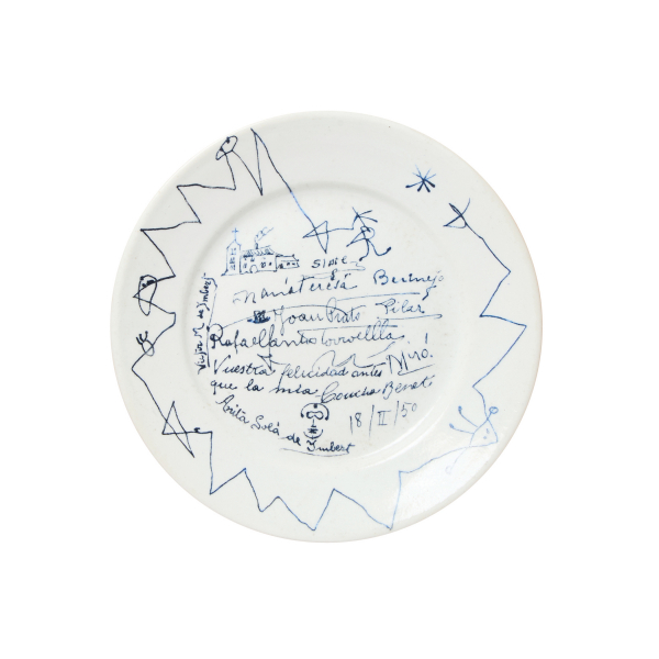 Joan Miró i Ferrà (Barcelona, 1893-Palma de Mallorca, 1983) Plat. Plato conmemorativo en cerámica esmaltada de la boda del crítico y profesor de arte Rafael Santos Torroella (1914-2002) con María Teresa Bermejo Hernández (1919-2013), en la cual Joan Miró ejerció como padrino.