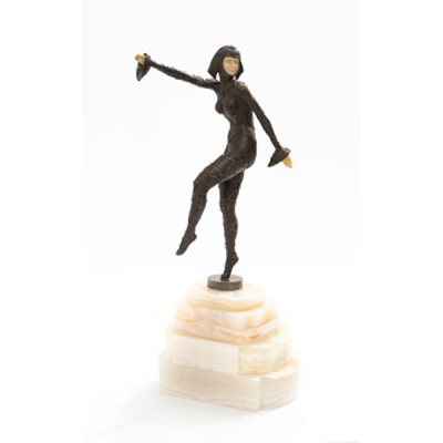 ESCUELA EUROPEA   (S. XX)  &quot;Danzando&quot;  Bronce patinado con cara y manos de resina