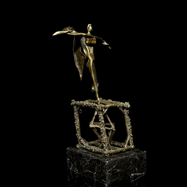 Salvador Dalí i Domènech (1904-1989) "Gala Gradiva", 1970.  Escultura de bronce Firmado 