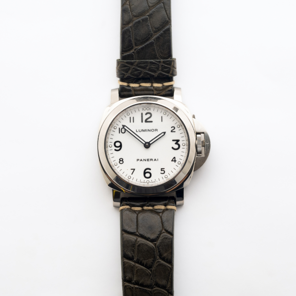PANERAI &laquo;Luminor Base&raquo;. Reloj de pulsera para caballero en acero y correa de piel, c.2012. Ref. PB 535428. Edici&oacute;n limitada 335/500.  