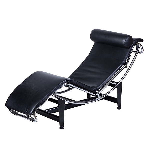 Chaise Longue LC4 de acero y cuero negro