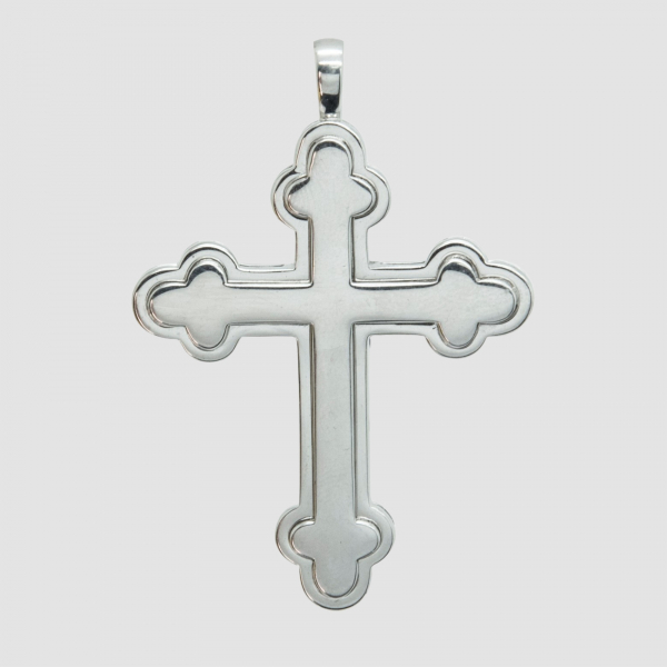 Colgante cruz en oro blanco, Corresponde a la colección «Icona Di Modolo», Milano.