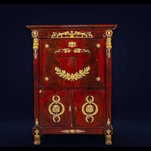 Secreter estilo Imperio Napole&oacute;n III, Francia, Siglo XIX.