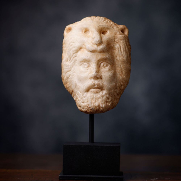 Excepcional "Cabeza de H&eacute;rcules" en m&aacute;rmol, Imperio Romano Siglo II-III d.C.