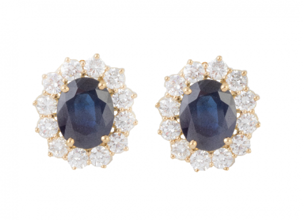 Pendientes de zafiros ovales con zafiro central de 1,32 ct aprox, orlados de brillantes engastados en garras 
