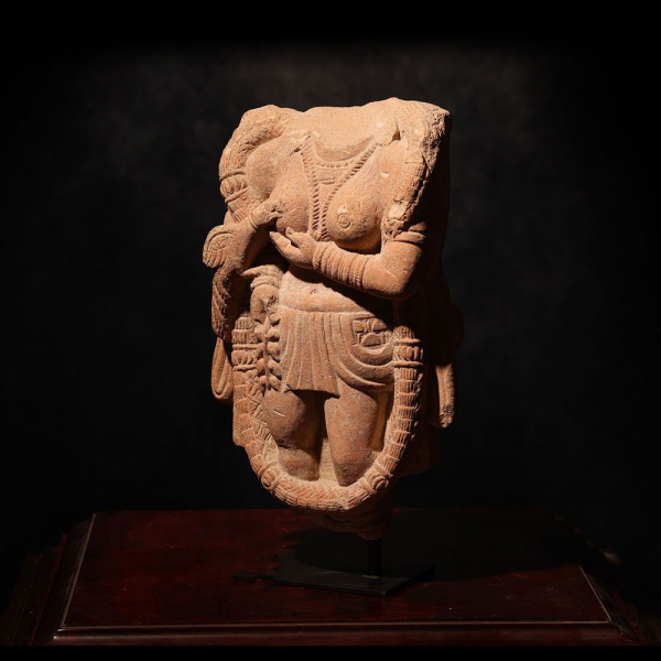 Torso Kushan en piedra, Tara, Norte de la India.