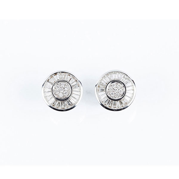 Pendientes en rosetón de oro blanco con diamantes
