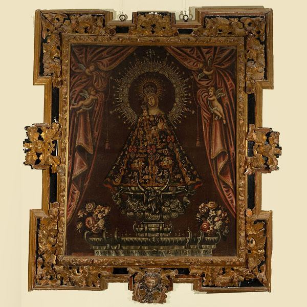 Importante Gran Óleo sobre lienzo de la Virgen de la Fuencisla, con importante marco barroco español del siglo XVII.