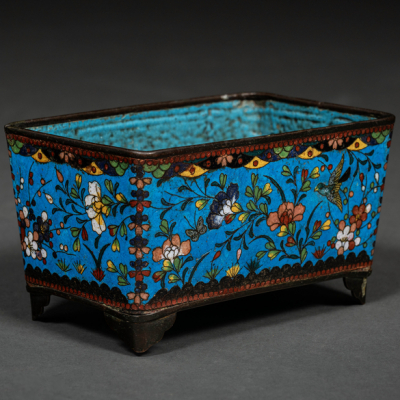 Jardinera en esmalte cloisonné. Trabajo Chino, Siglo XIX.