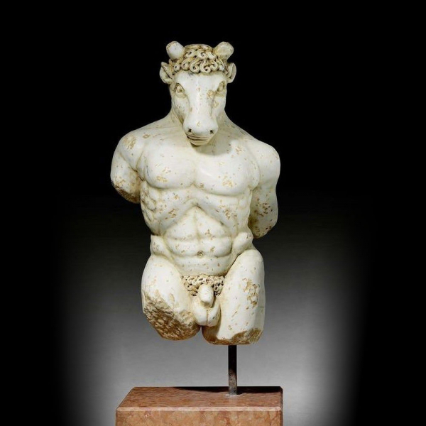 IMPORTANTE ESCULTURA DE MÁRMOL DEL MINOTAURO. Estilo Barroco, Italia siglo XVII. 