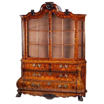 Mueble vitrina de dos cuerpos holand&eacute;s