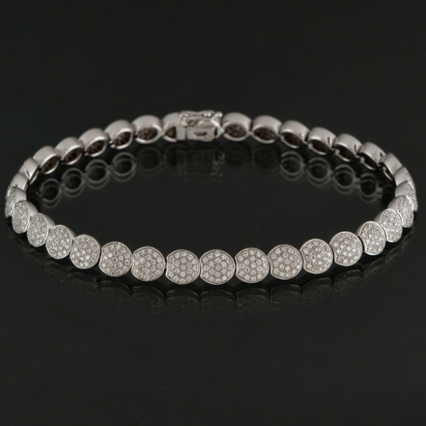 Pulsera en oro blanco de 18 kt con pavé de brillantes