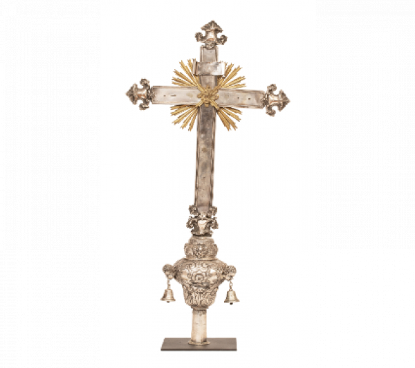 Cruz procesional de plata y plata sobredorada. S. XVIII.