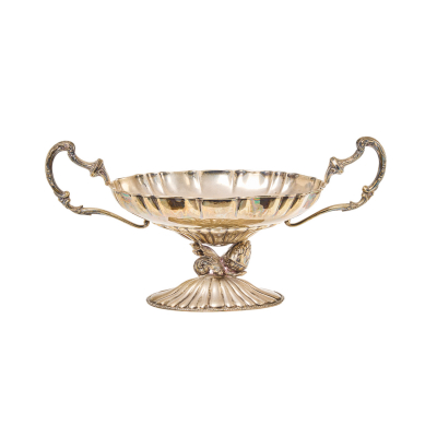 Centro en plata española punzonada con base gallonada y fuste en forma de bellota, s.XX. 