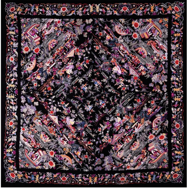 Mant&oacute;n de Manila seda negra con motivos florales y personajes S. XIX. 