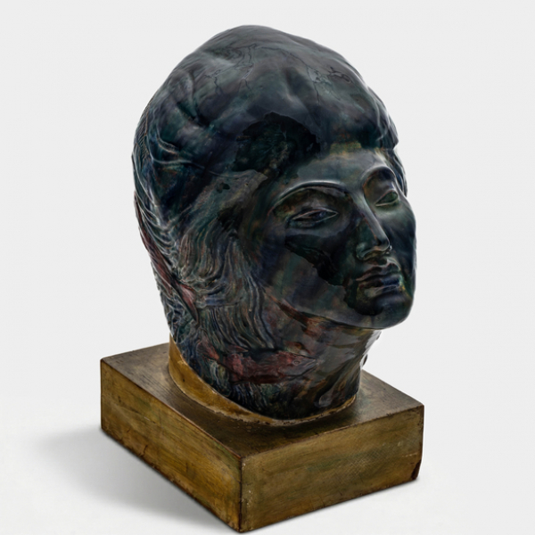 "Afitrite" Escultura en cerámica vidriada de varios colores.  ARTURO ACEBAL IDIGORAS (ARGENTINA, 1912 -BILBAO, 1978)