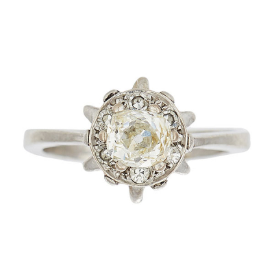 Sortija rosetón en oro blanco con diamantes tallas brillante antigua y 8/8. 