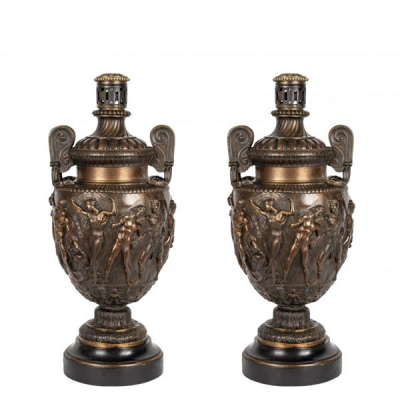 Pareja de jarrones de bronce. S. XIX