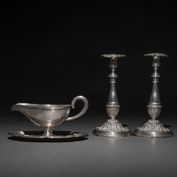 Conjunto de objetos en plata del siglo XIX