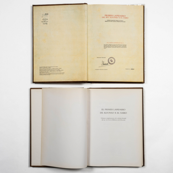Facsímil, primer lapidario del Rey Alfonso X el Sabio del códice h.i. 15 de la Biblioteca de San Lorenzo el Real de el Escorial.  Año 1982 