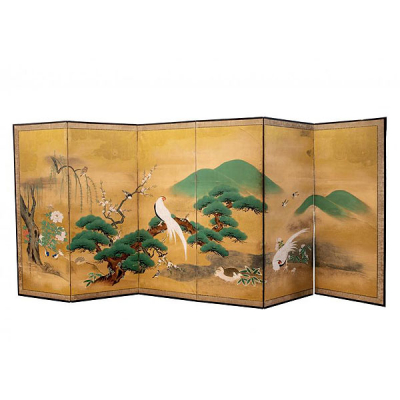 Importante biombo japonés. Bastidor en madera ebonizada y paneles en papel pintados al gouache y dorados.
