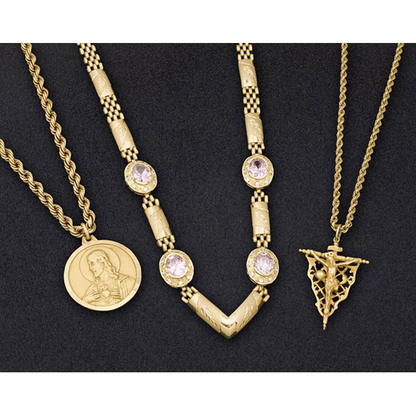 Miscel&aacute;nea de pulseras oro amarillo de 18 K. con piedras diversas.