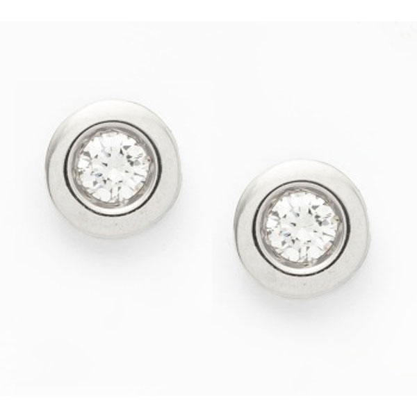 Pendientes chatones en oro blanco con diamantes talla brillante