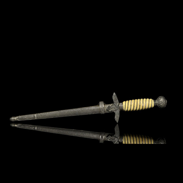 Daga de oficial de la Luftwaffe. Con marca del fabricante Paul Weyersberg & Co Berlin.