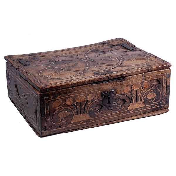 Caja aragonesa de nogal 