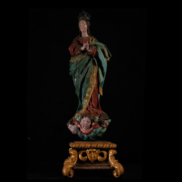 Gran "Virgen Inmaculada", siguiendo los modelos de Alonso Cano, Escuela Colonial Novohispana del siglo XVIII. 
