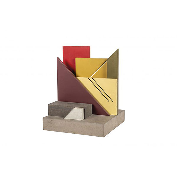 Gerardo Rueda.  "Bodegón de parchis (1992)". Escultura Firmada