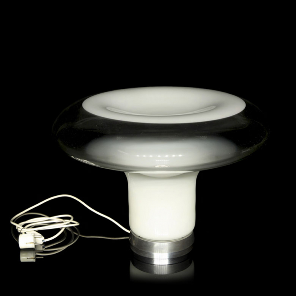 Ángelo Mangiarotti (1921-2012) Lámpara de mesa "Lesbo by Artemide", 1970-80. En cristal de murano, firmada. 