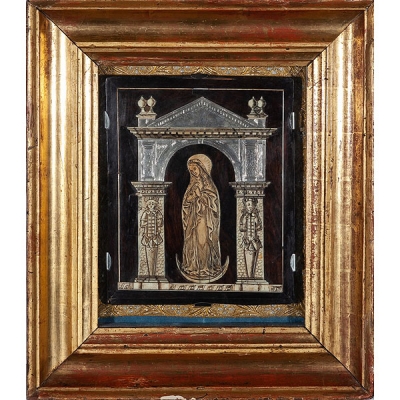 Puerta de bargue&ntilde;o de madera ebonizada con Inmaculada enmarcada en p&oacute;rtico de plata, S.XVII